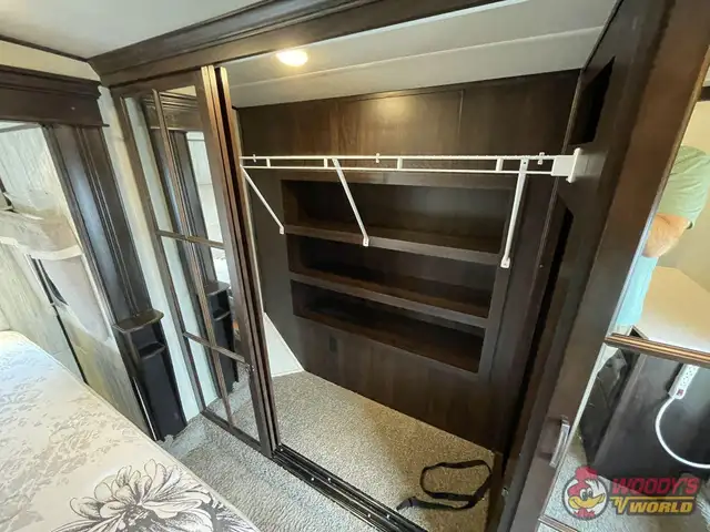 2018 PALOMINO RV COLUMBUS 298RL in Travel Trailers & Campers in Edmonton - Image 29