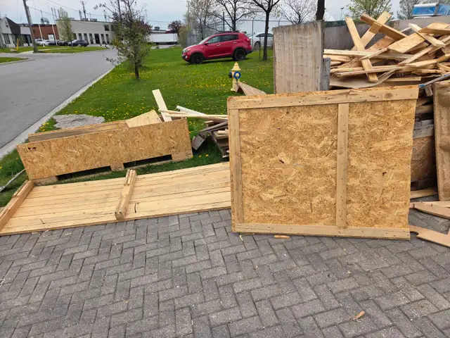 Free boxes for moving and storage while supplies last in Free Stuff in City of Toronto - Image 10