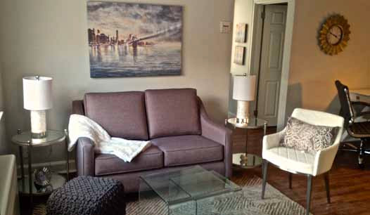 2 Bedroom for Rent in Midtown Toronto's Leaside Neighourhood! in Long Term Rentals in City of Toronto - Image 3