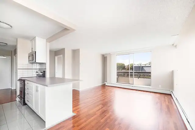1 Bedroom Den Apartment for Rent - 737 Carnarvon Street in Long Term Rentals in Burnaby/New Westminster - Image 12