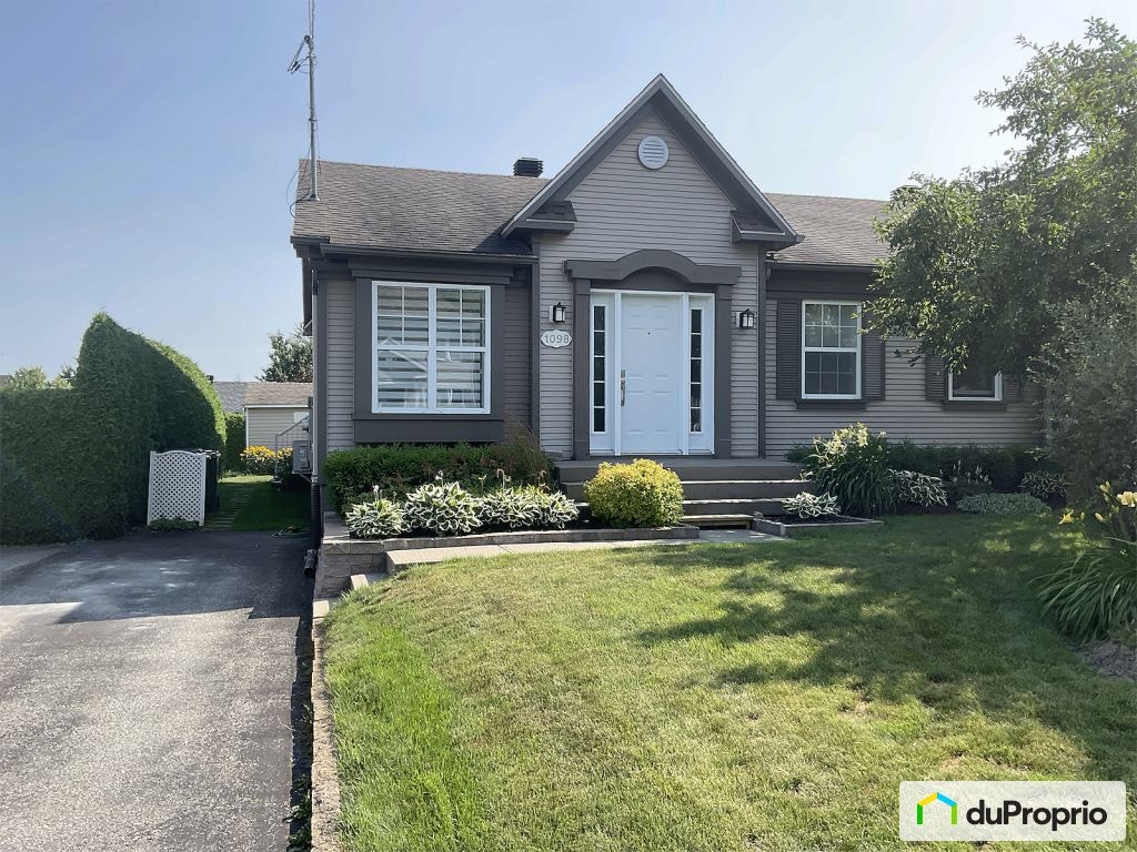 $405,000 - Semi-detached for sale in Sherbrooke (Rock Forest) — photo 1