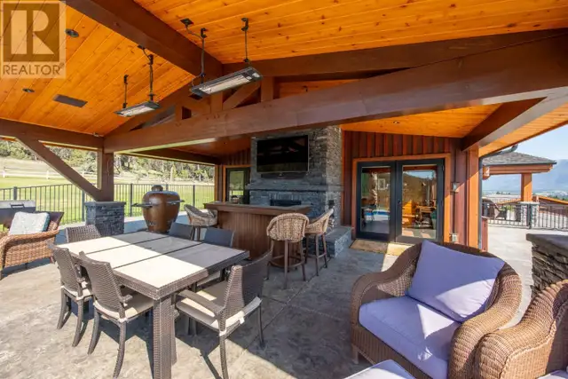 2175 WESTSIDE Road Invermere, British Columbia in Houses for Sale in Revelstoke - Image 19