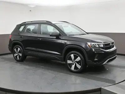 The 2024 Volkswagen Taos Trendline 4Motion is a well-rounded and family-friendly SUV that offers a b...
