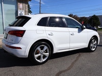 SAFETY INCLUDED ACCIDENT FREE Very Clean Audi Q5 2.0L TURBO 4Cyl Quattro AWD with Automatic Transmis... (image 6)