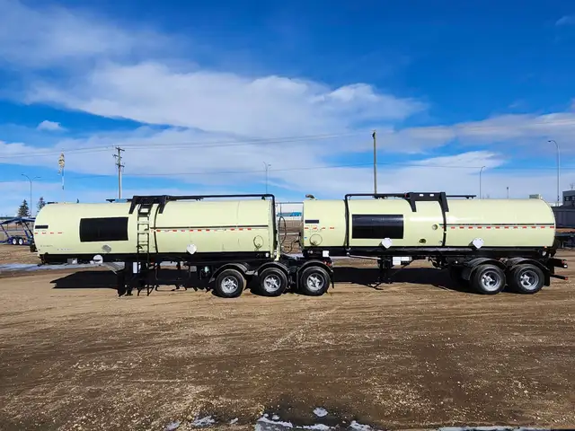 2004 Advance 51,400 L Super B-Train Insulated 406 Tank Trailer in Heavy Equipment in Delta/Surrey/Langley - Image 4