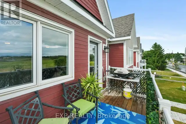 6323 PERTH STREET Ottawa, Ontario in Houses for Sale in Ottawa - Image 41