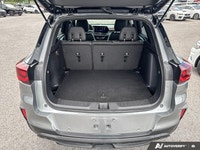 Heated Seats, Heated Steering Wheel, Blind Spot Detection, Remote Start, Apple CarPlay! This 2025 Ch... (image 9)