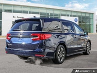 * POWER SLIDING REAR DOORS * HEATED STEERING WHEEL * LANE ASSIST * DRIVER MEMORY SEAT * HEATED SEATS... (image 4)