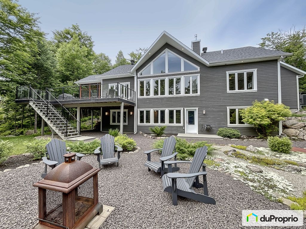 $906,000 - Bungalow for sale in Ste-Marguerite-Du-Lac-Masson — photo 2