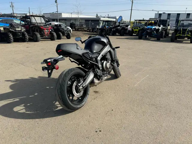 2025 Yamaha XSR900 in Sport Bikes in Sudbury - Image 8