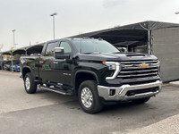 2024 CHEVROLET SILVERADO LTZ CREW CAB 4X4 - 6.6 DURAMAX DIESEL - NO ACCIDENTS - ONE OWNER FEATURES I... (image 2)