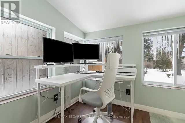 18 FLANDERS AVENUE St. Catharines (Carlton/Bunting), Ontario in Houses for Sale in St. Catharines - Image 21