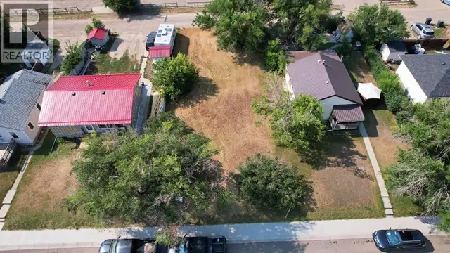 519 2 Avenue E Brooks, Alberta in Land for Sale in Medicine Hat - Image 3