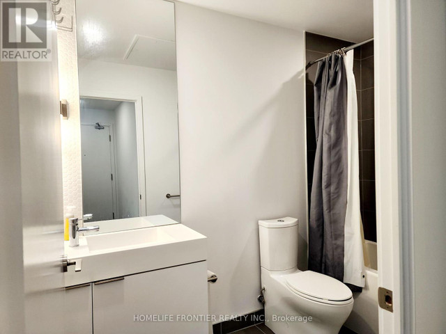 #717 -33 HELENDALE AVE Toronto, Ontario in Condos for Sale in City of Toronto
