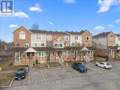 Move-in ready executive stacked townhouse in sought-after Convent Glen / Chapel Hill. This 2 bedroom...
