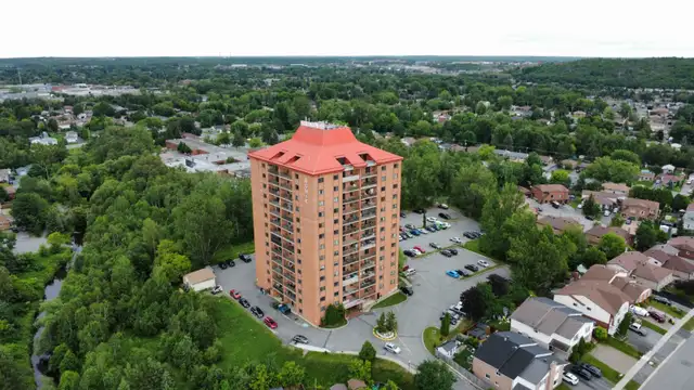 Bonik Tower- Large 2 bedroom Unit- New Sudbury off Lasalle!634369712606751224