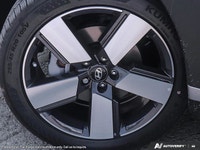 This Hyundai Santa Fe Hybrid has a strong Intercooled Turbo Gas/Electric I-4 1.6 L/98 engine powerin... (image 7)