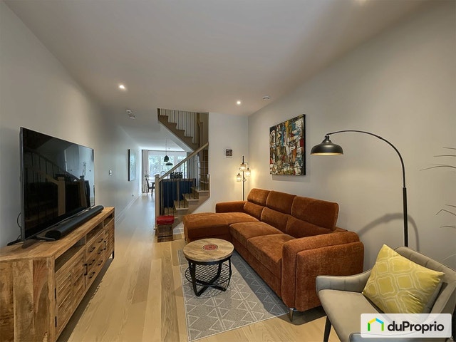 $669,000 - Condominium for sale in Longueuil (Vieux-Longueuil) — photo 3
