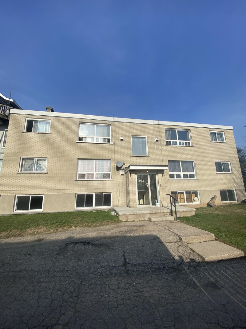 Spacious 2 Bedroom Apartment in Galt! Long Term Rentals Kitchener