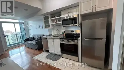 1107 - 600 FLEET STREET Toronto (Niagara), Ontario