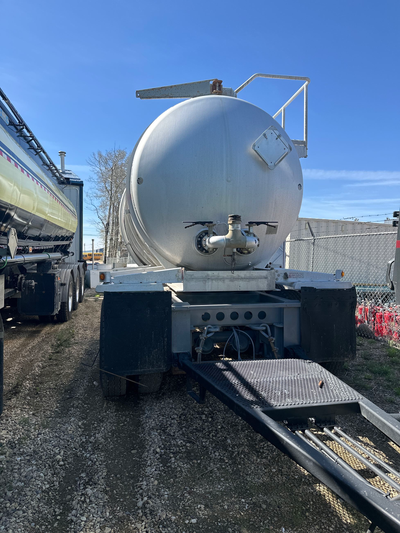 Welcome to Edmonton Equipment Rentals and Sales Ltd Aluminum 1 Compartment DOT 407 code Catwalk Hose...