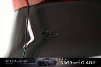 This Audi Q5 delivers a Intercooled Turbo Premium Unleaded I-4 2.0 L/121 engine powering this Automa... (image 7)