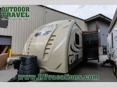 Find everything you need to make your next camping trip more enjoyable with the Sunset Trail Grand R...