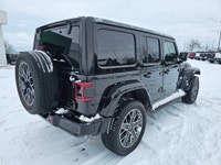 Kijiji Engine: 4 Cylinder Engine 2.0L L/100Km City: 11.6 L/100Km Hwy: 11.9 Safety Equipment ABS And... (image 4)