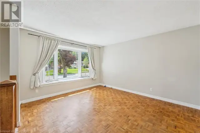 244 WESTWOOD Drive Kitchener, Ontario in Houses for Sale in Kitchener / Waterloo - Image 9