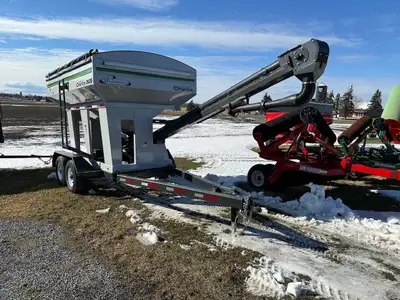260 Seed Unit Capacity (6 Pro Boxes Of Beans) , 2 5/16 Ball Hitch , (2) 7000 LBS Axles Brakes On Bot...