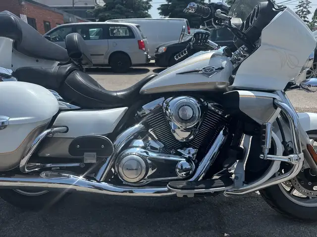 2013 Kawasaki Voyager ~ EXHAUST ~ 1700CC ~ VOYAGER ~ CLEAN BIKE  in Sport Touring in City of Toronto - Image 11
