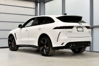 P550/ R-Dynamic / PPF Complet blanc mat /Voute en alcantara / Systeme audio Meridian / Toit panorami... (image 7)