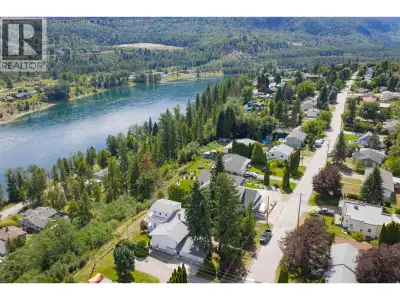 Million Dollar View! This updated, older home offers a truly spectacular river panorama while delive...
