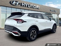 This Kia Sportage delivers a Regular Unleaded I-4 2.5 L/152 engine powering this Automatic transmiss... (image 4)