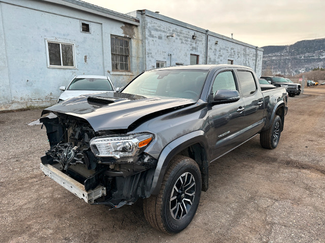 2021 Toyota Tacoma For Sale in Cars & Trucks in Thunder Bay
