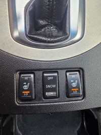 2007 Infiniti G35X Priced to Move! Year: 2007 Make: Infiniti Model: G35X Mileage: 278,000 Km Transmi... (image 8)