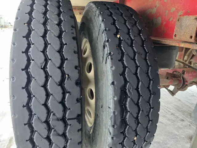 2012 PETERBILT 388 in Heavy Trucks in Saskatoon - Image 83