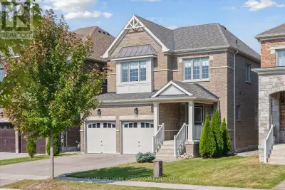12 DEER PASS ROAD East Gwillimbury (Sharon), Ontario
