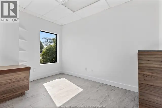 492 BLANCHARD PARK Unit# 1 Lakeshore, Ontario in Commercial & Office Space for Rent in Windsor Region - Image 11