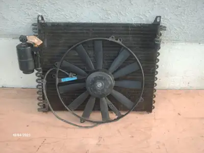 Good used O.E. parts (107 830 17 70 and 000 500 50 93) for models '86 - '89. Also available separate...
