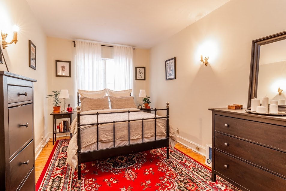271 Wellington Cres- 2 Bedroom 5