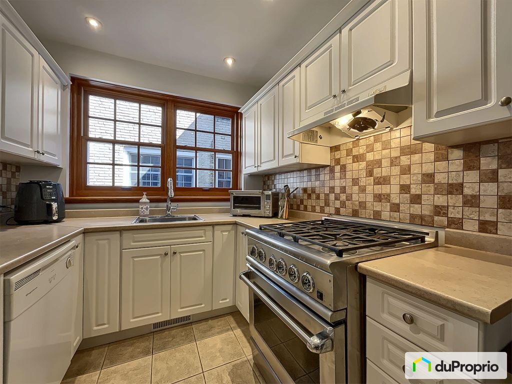 $298,000 - Condominium in Côte-des-Neiges / Notre-Dame-de-Grâce — photo 3
