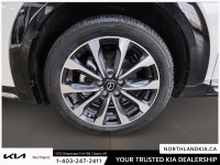2022 Mazda CX-3 GT Ready for anything, from the streets of Calgary to the highways of Alberta, this... (image 6)