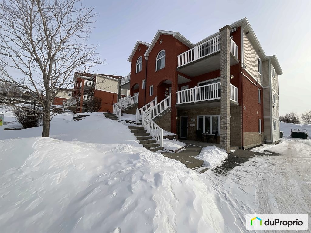 $291,550 - Condominium for sale in Sherbrooke (Jacques-Cartier) — photo 1