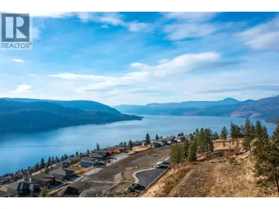 A pie-shaped homesite that maximizes privacy and deck potential while capturing beautiful lake and s...