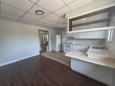 5-480 Leander Place | $1800 | 2 beds, 1 full bath