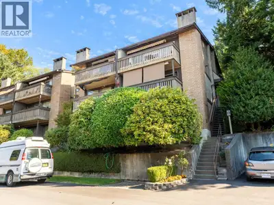 Wow, can't get any better value than this! Offering over 1000 sq feet this 2 bedroom, 2 bathroom cor...