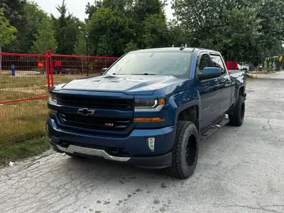 Welcome to Motorway Cars. 2017 Chevrolet Silverado 1500 LT 4WD Crew Cab 2LT ✨ VERY CLEAN TRUCK ✨ ✅ C...