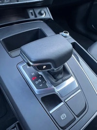 2025 Audi Q5 eligible for the Audi Certified:plus (CPO) programme, comes with 2 keys, winter tyres i... (image 7)