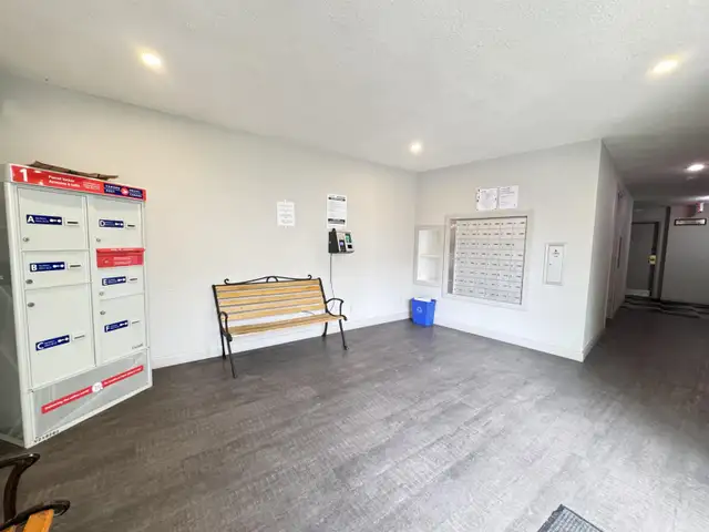 126 32850 GEORGE FERGUSON WAY Abbotsford, British Columbia in Condos for Sale in Abbotsford - Image 3